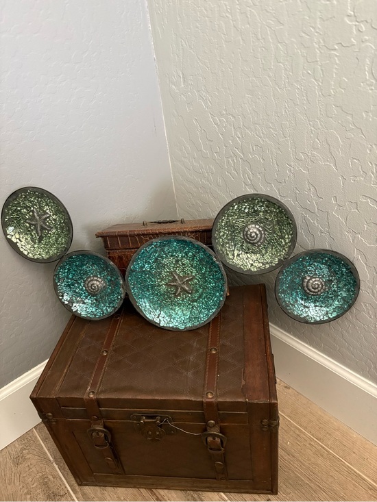 Source Unknown Other - Source Unknown Iridescent Green Teal Sea Glass Wall Bowls - Set of 5